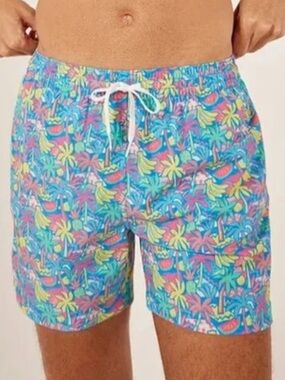 Chubbies Classic Swim Trunk 5.5" Tropical Bunches Print Size Medium
